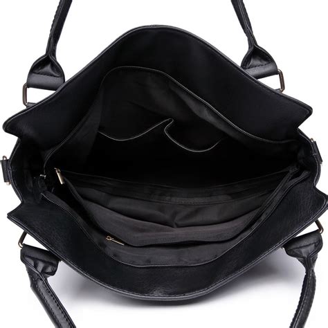 smooth black leather shoulder bag